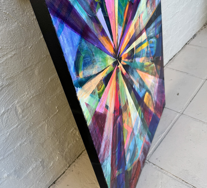 Prismic P edges red sq